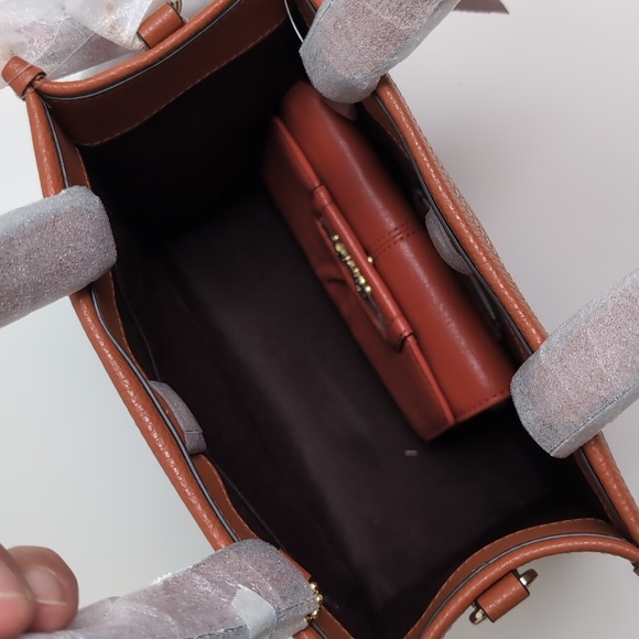 Coach CO971 + F48068 Leather Dempsey Tote & Clutch Wallet - Picture 11 of 16